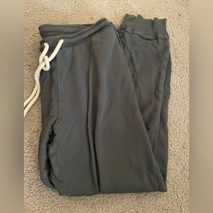 Universal thread. Target joggers, size medium